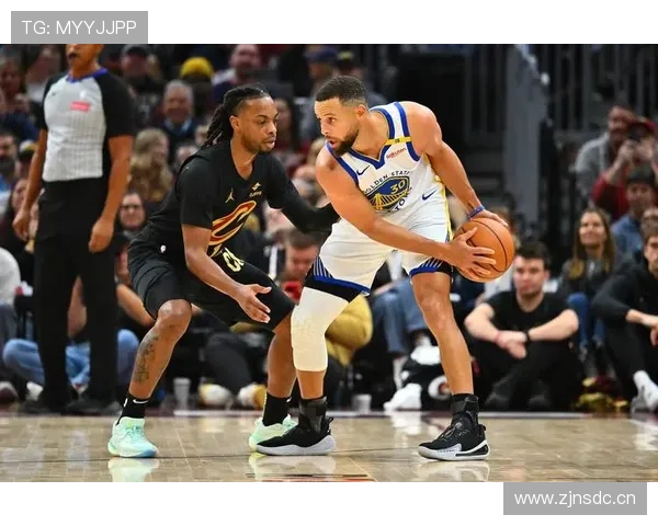 库里砍26分6助攻引领勇士胜利